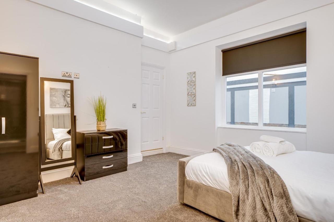 Town House * Вэйкфильд